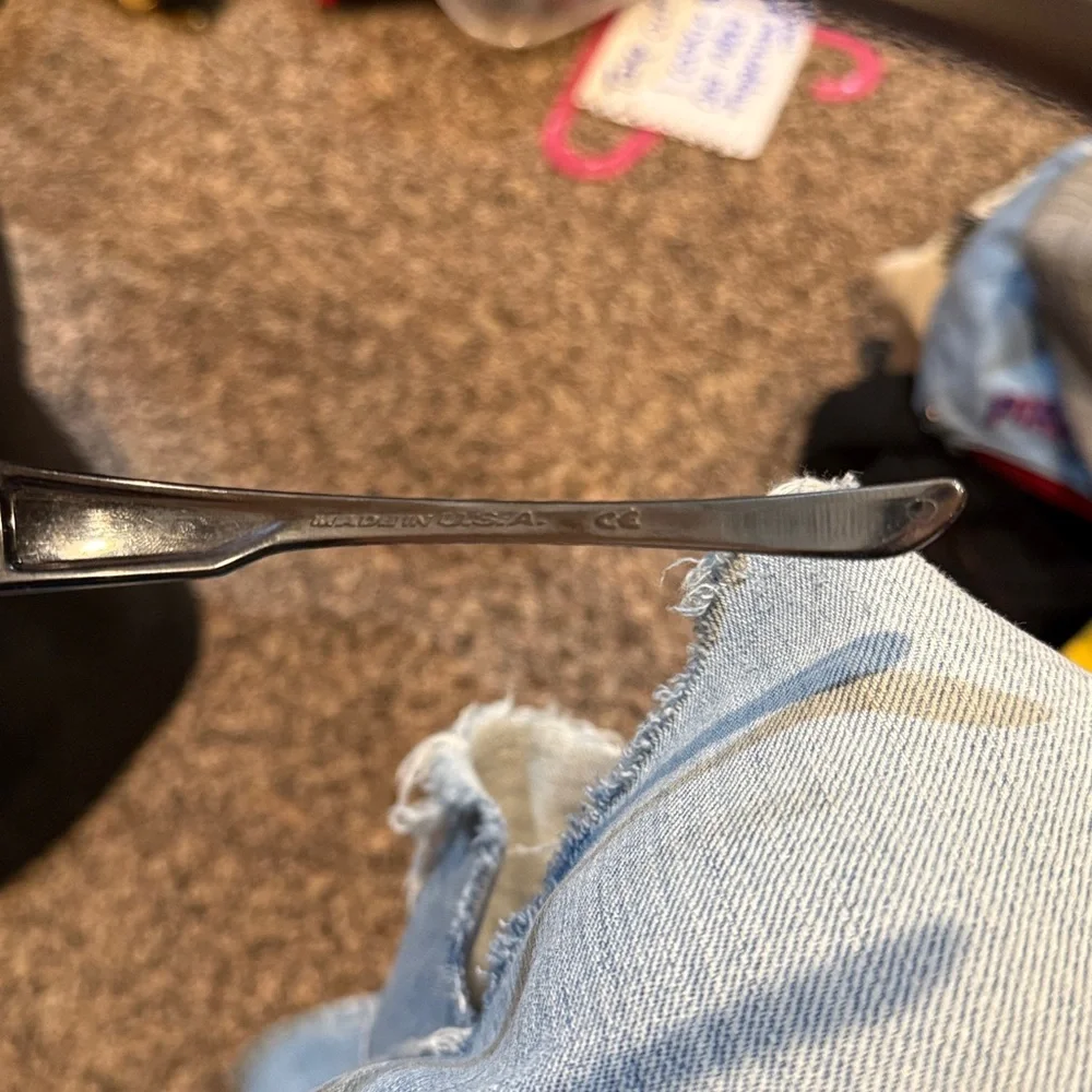 Oakley Fuel Cell Polarized Sunglasses Made in USA - Picture 3 of 4